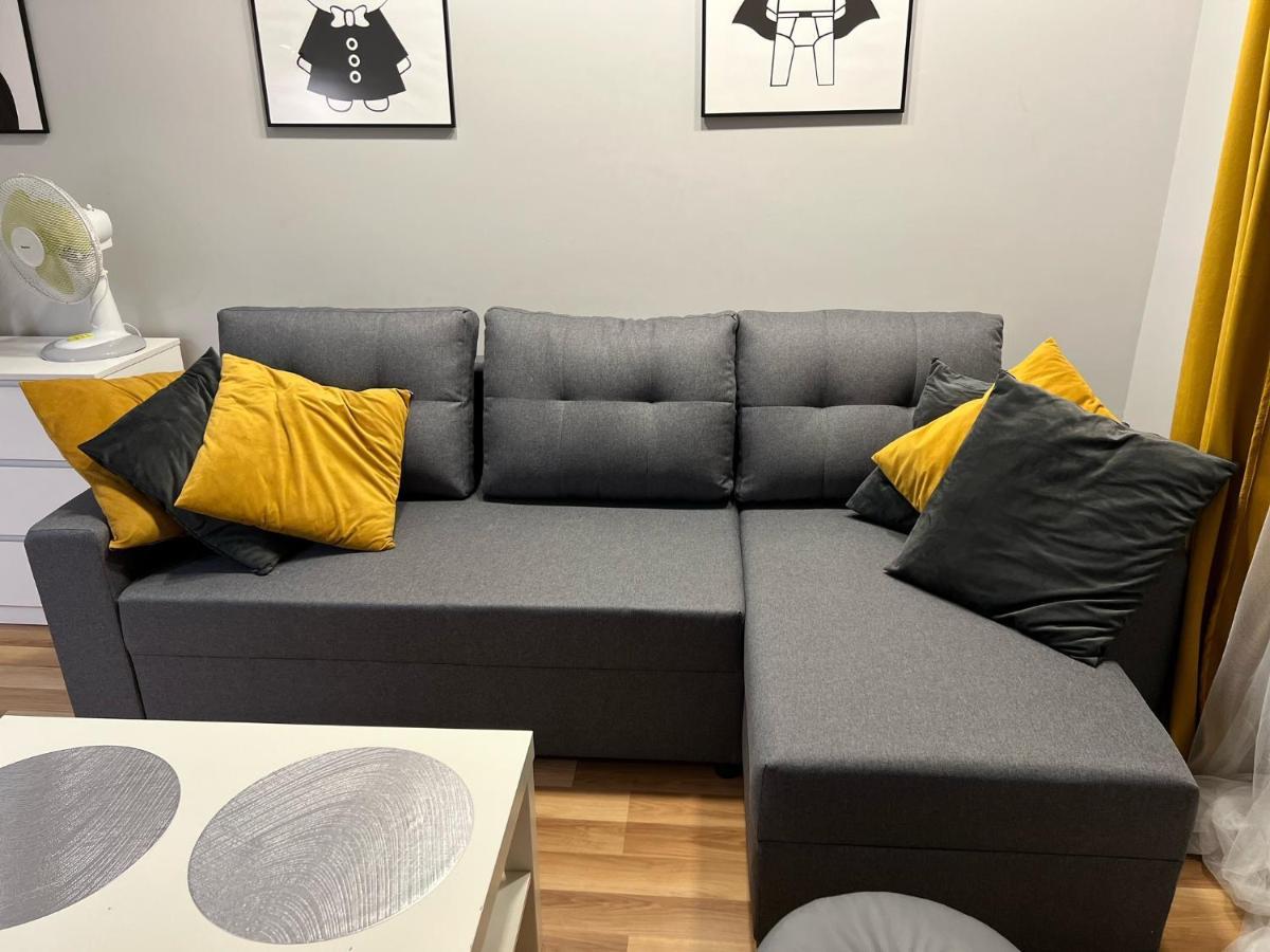 Family & Business Elegant Apartments Rynek Centrum Downtown - 2 Bedroom, Balcony, Parking Келце Екстериор снимка