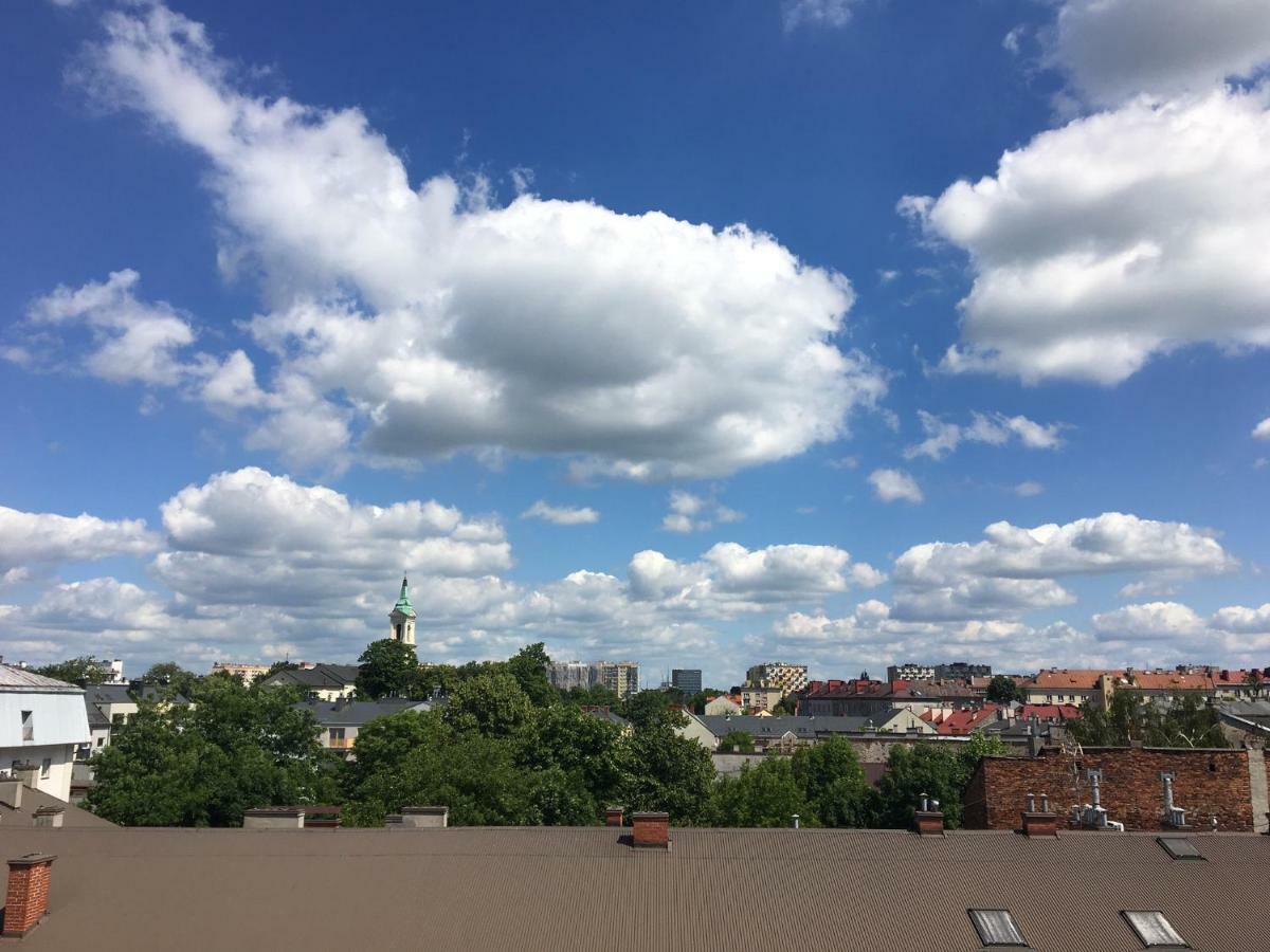 Family & Business Elegant Apartments Rynek Centrum Downtown - 2 Bedroom, Balcony, Parking Келце Екстериор снимка