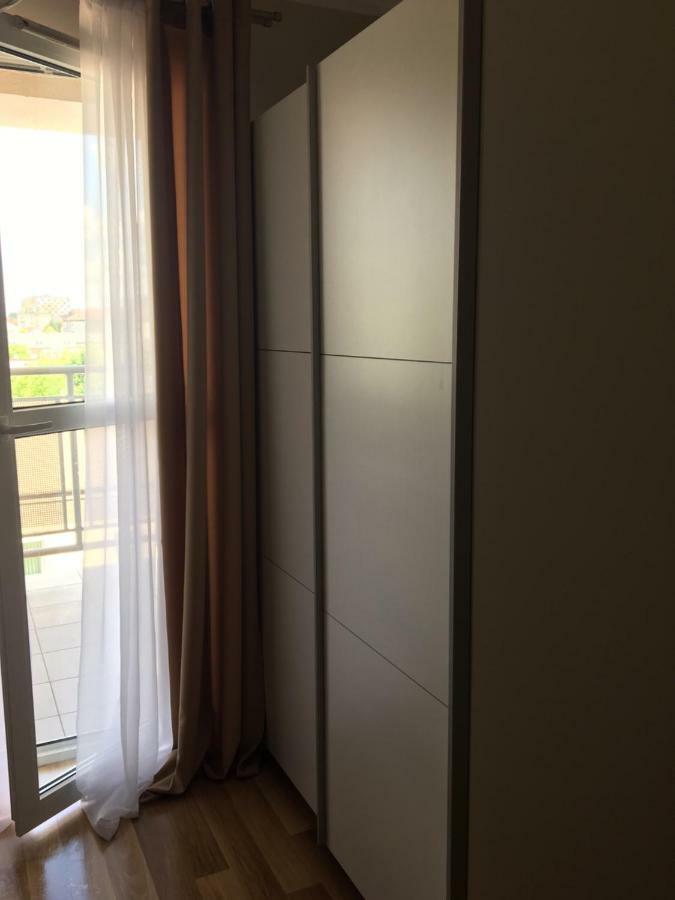 Family & Business Elegant Apartments Rynek Centrum Downtown - 2 Bedroom, Balcony, Parking Келце Екстериор снимка