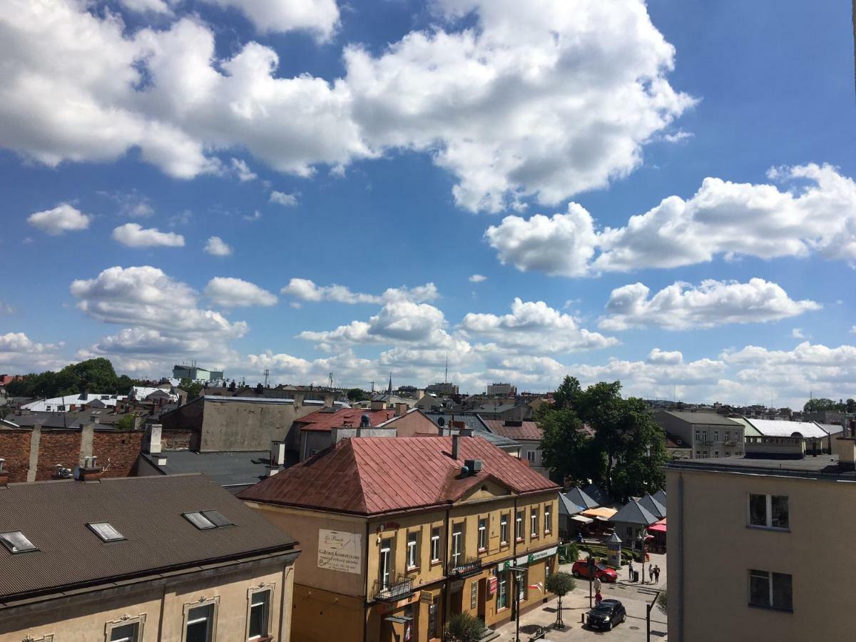 Family & Business Elegant Apartments Rynek Centrum Downtown - 2 Bedroom, Balcony, Parking Келце Екстериор снимка