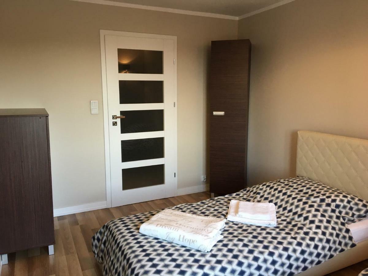 Family & Business Elegant Apartments Rynek Centrum Downtown - 2 Bedroom, Balcony, Parking Келце Екстериор снимка