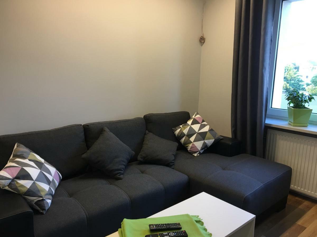 Family & Business Elegant Apartments Rynek Centrum Downtown - 2 Bedroom, Balcony, Parking Келце Екстериор снимка